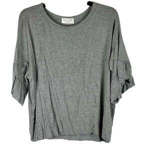 Lavender Field Ruffle Short Sleeve Raw Hem Top Medium